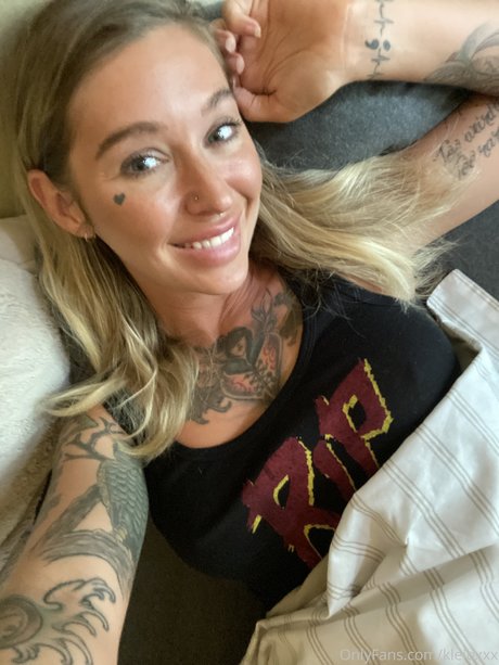 Kleio Valentien