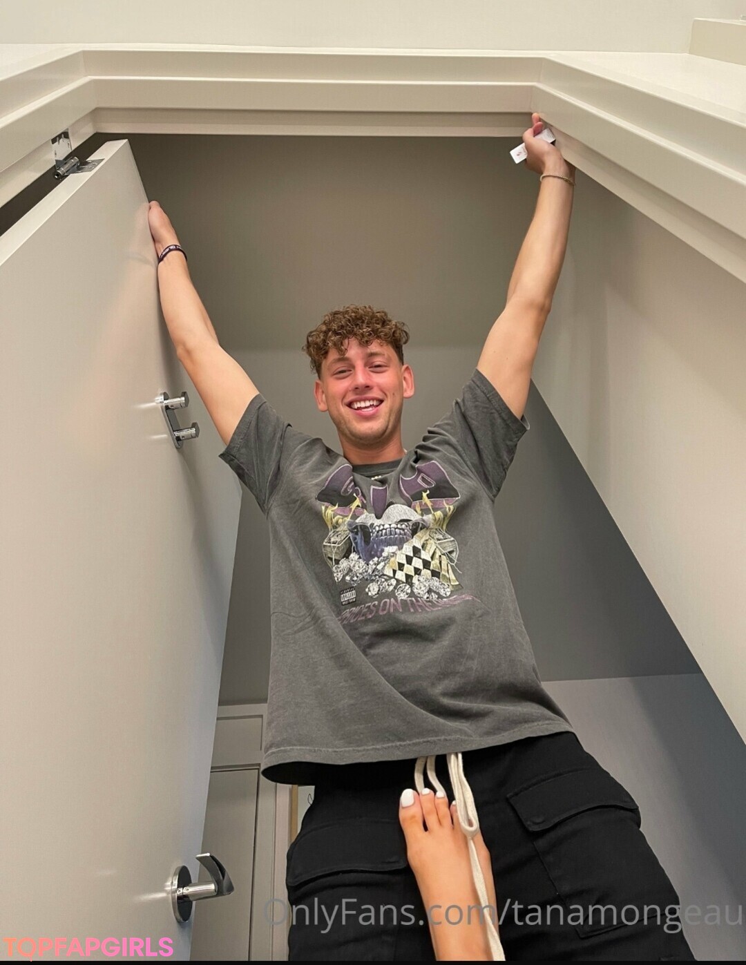 Nagie wyciekłe zdjęcie OnlyFans od Tana Mongeau #19