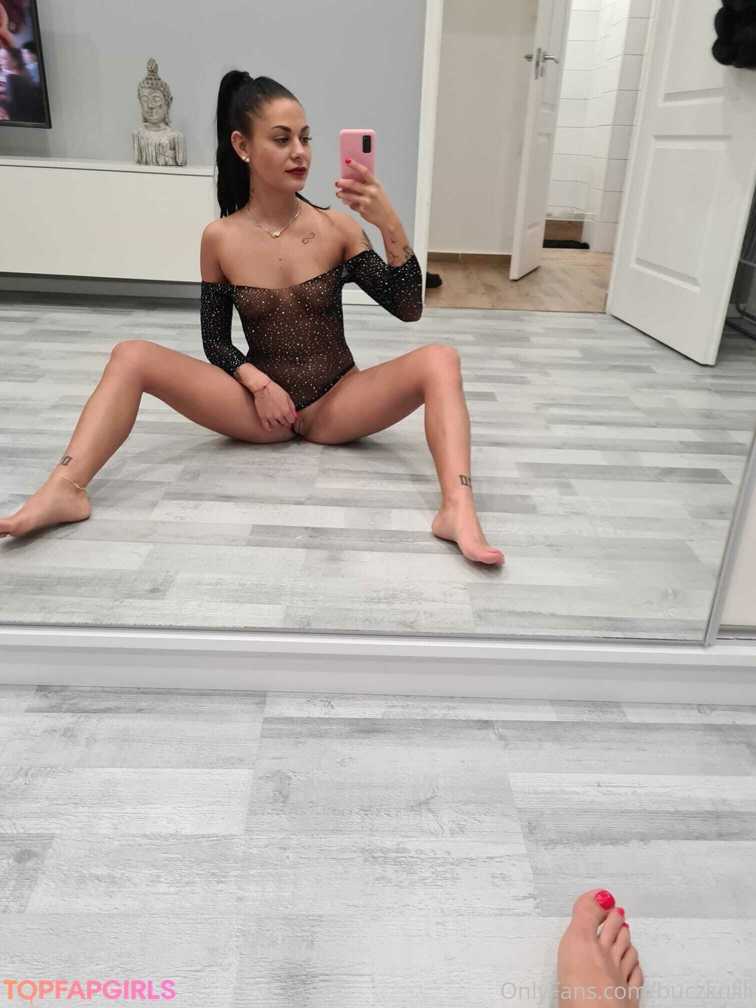 Nagie wyciekłe zdjęcie OnlyFans od Buczkulili #280