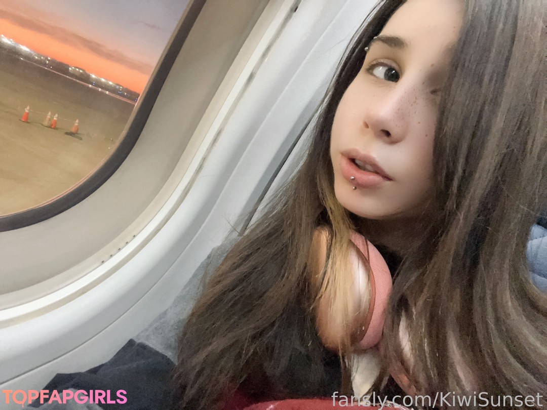 Nagie wyciekłe zdjęcie OnlyFans od Kiwi Sunset #1064