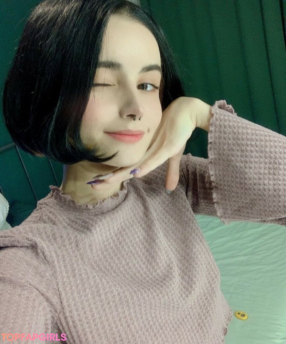 Nagie wyciekłe zdjęcie OnlyFans od Loona #689