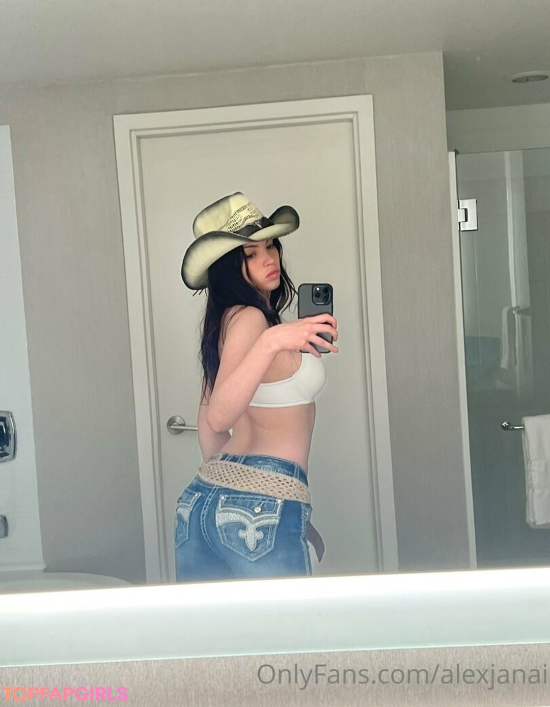 Nagie wyciekłe zdjęcie OnlyFans od Alex Janai #319