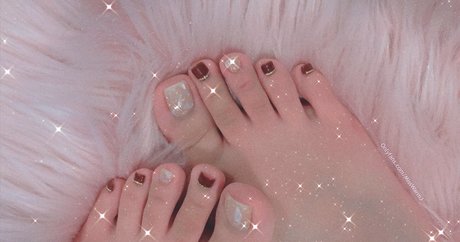 Pretty Feet