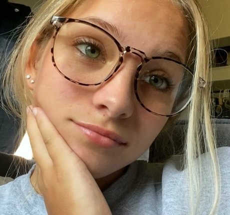Nagie wyciekłe zdjęcie OnlyFans od Isabella Ducharme