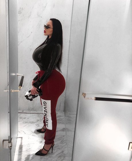 Nagie wyciekłe zdjęcie OnlyFans od Sxmonne