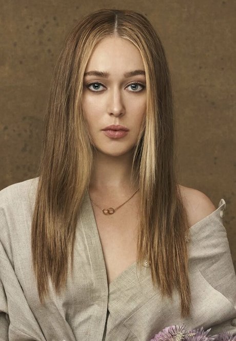 Alycia Debnam Carey