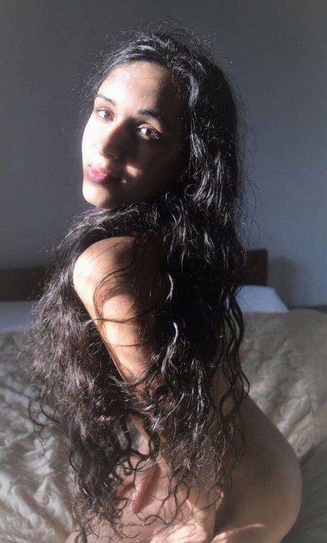 Mirabella Estella