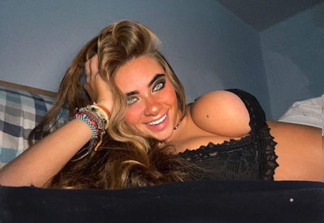 Nagie wyciekłe zdjęcie OnlyFans od Moon Wolf Girl