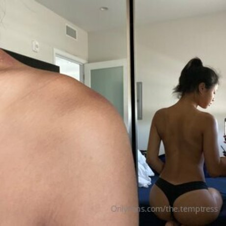 Nagie wyciekłe zdjęcie OnlyFans od The Temptress