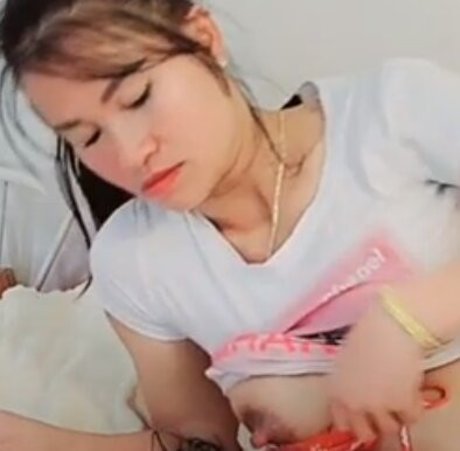 Nagie wyciekłe zdjęcie OnlyFans od Lienannyvlog