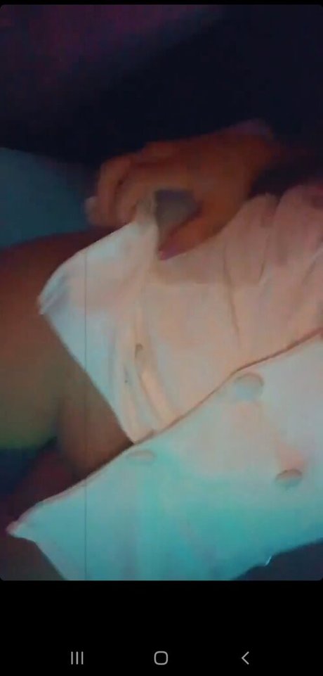 Nagie wyciekłe zdjęcie OnlyFans od Ariela Chalhoub