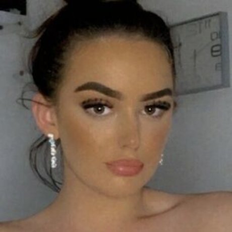 Nagie wyciekłe zdjęcie OnlyFans od Peachyyrosiee