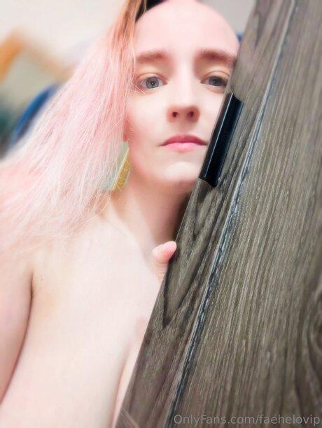 Nagie wyciekłe zdjęcie OnlyFans od Faehelovip