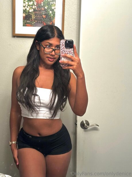 Nagie wyciekłe zdjęcie OnlyFans od Onlydenice