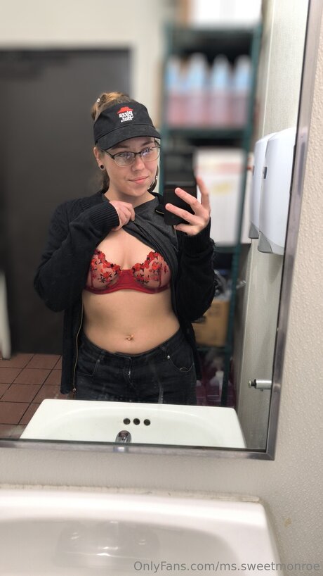 Nagie wyciekłe zdjęcie OnlyFans od Ms Sweetmonroe
