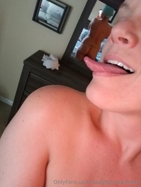 Naughtynatasha4u