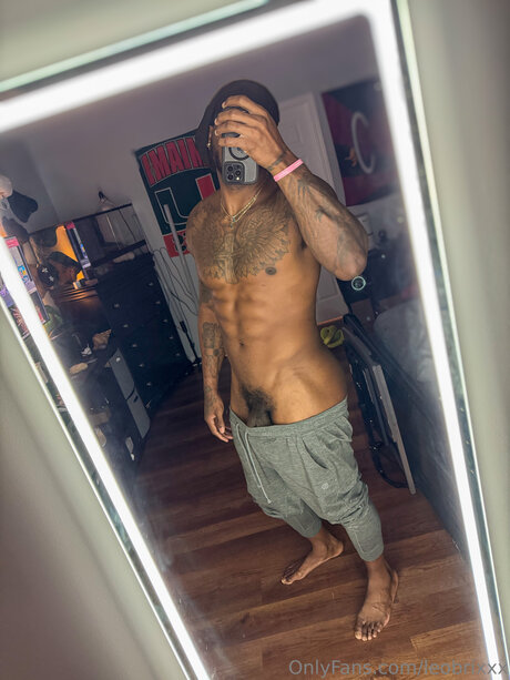 Nagie wyciekłe zdjęcie OnlyFans od Leobrixxx