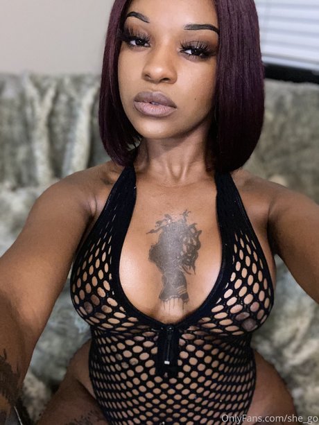 Nagie wyciekłe zdjęcie OnlyFans od Shego