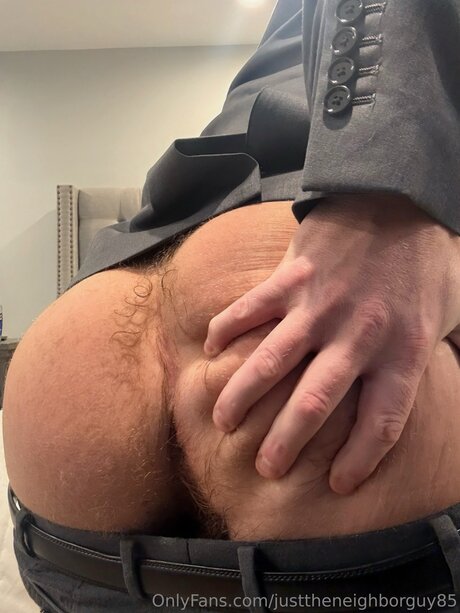 Justtheneighborguy85