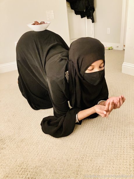 Hijabi Bambi