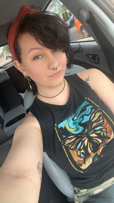 Alyxivy