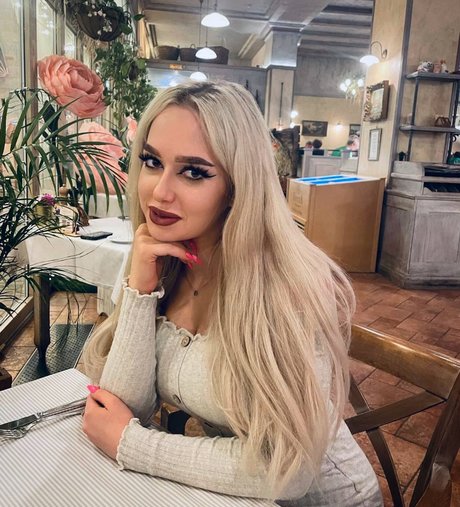Nagie wyciekłe zdjęcie OnlyFans od Origami Light