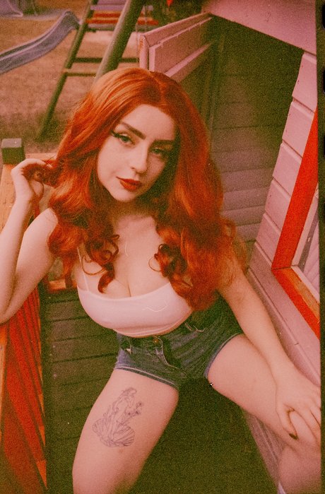 Nagie wyciekłe zdjęcie OnlyFans od Cherrievelvet Cherrie