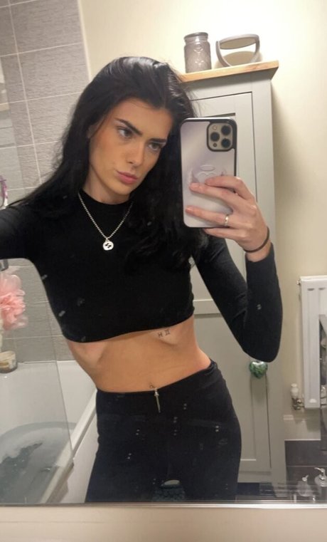 Nagie wyciekłe zdjęcie OnlyFans od Olivia Forsbrook
