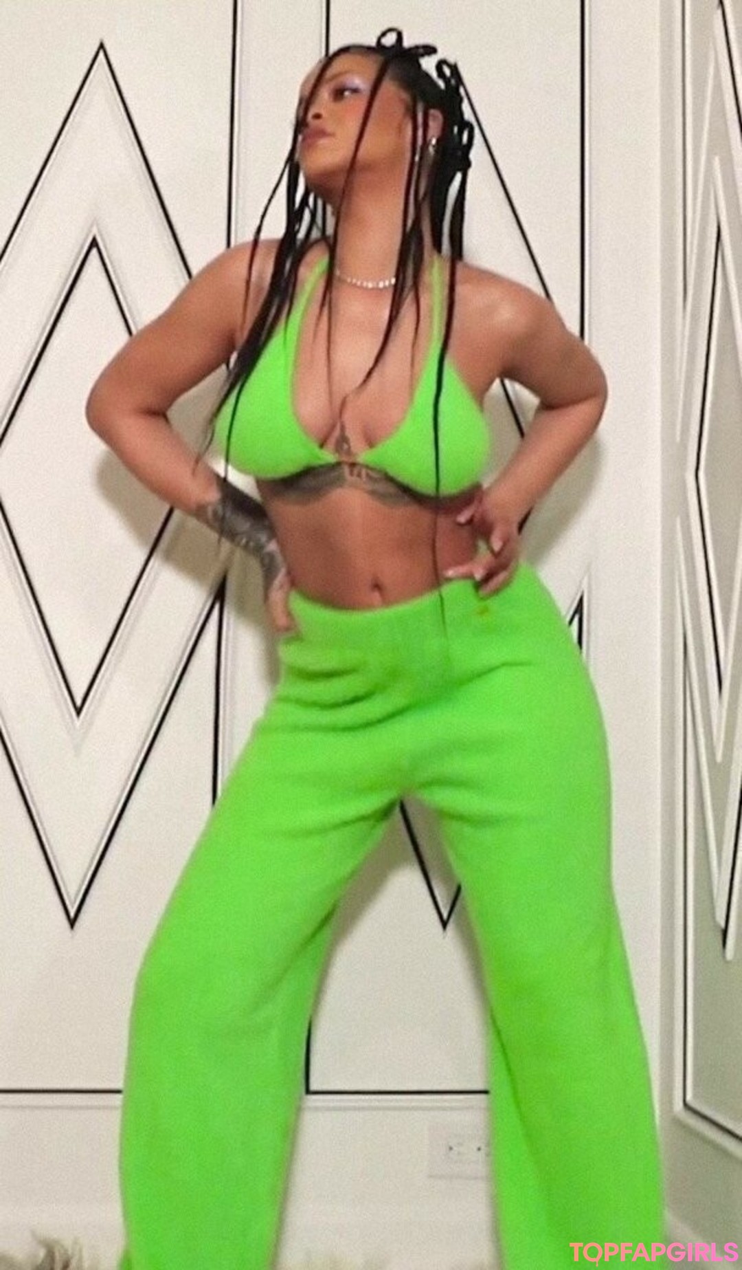 Nagie wyciekłe zdjęcie OnlyFans od Rihanna #1083