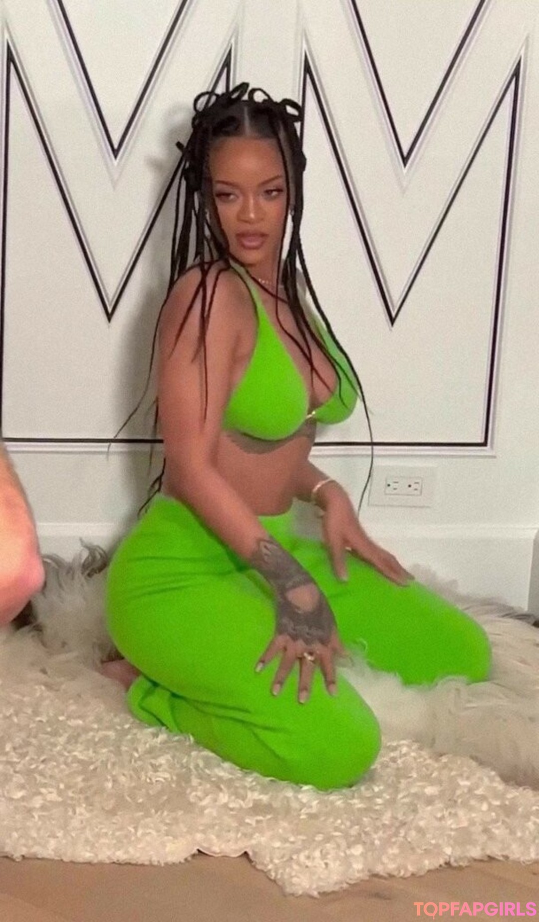 Nagie wyciekłe zdjęcie OnlyFans od Rihanna #1086