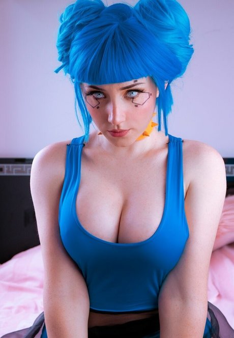 Ezy Summers Cosplay