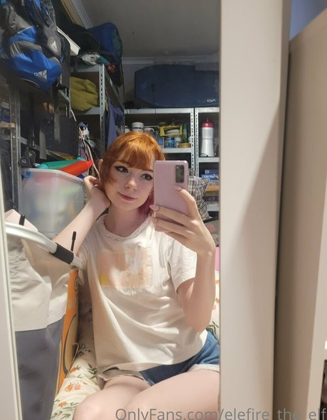 Nagie wyciekłe zdjęcie OnlyFans od Elefiretheelf