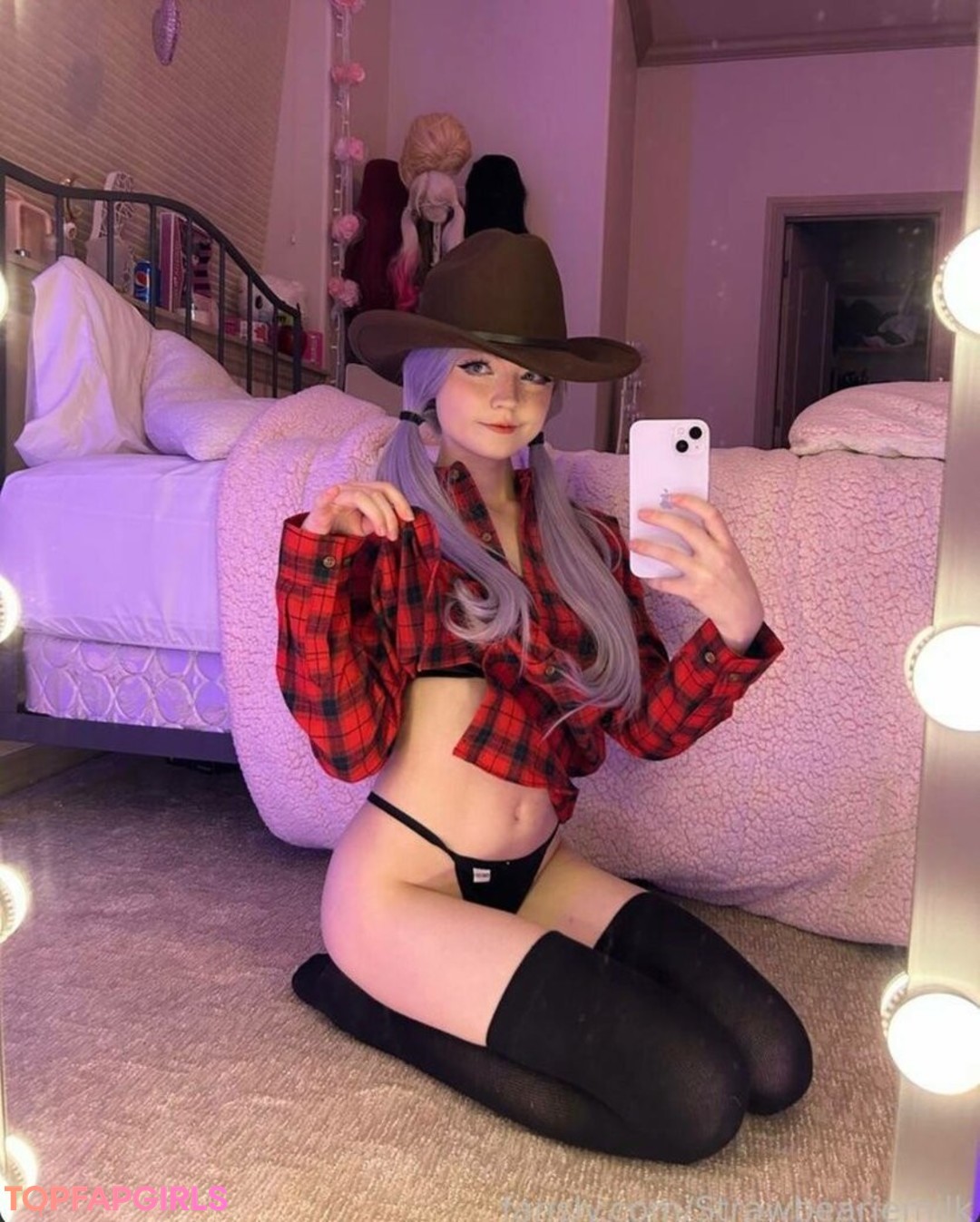 Nagie wyciekłe zdjęcie OnlyFans od Strawbeariemilkk #1861