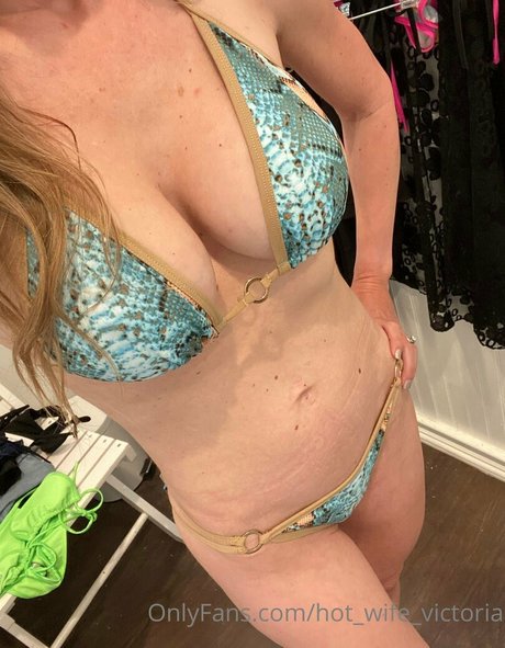 Hot_wife_victoria