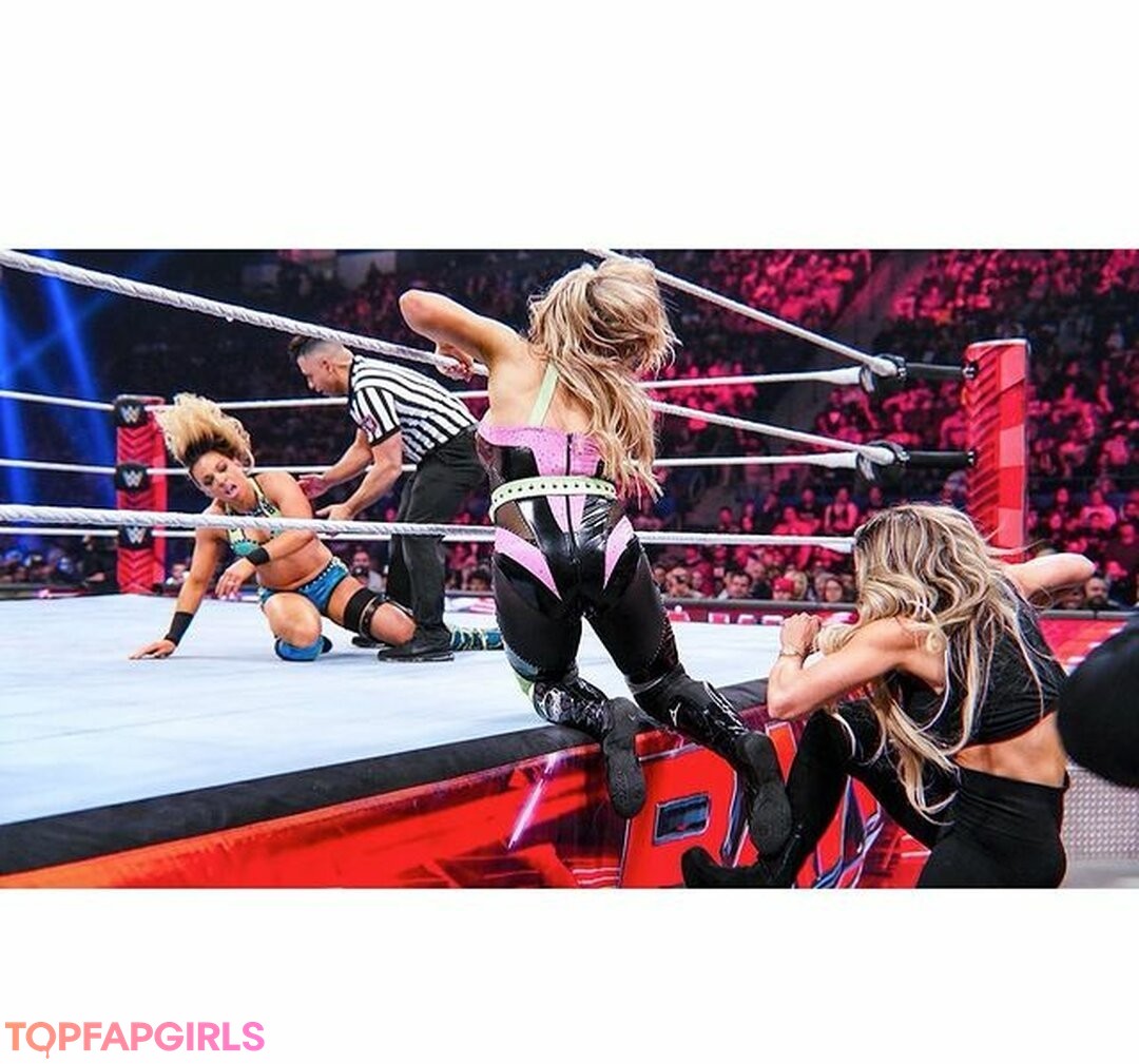 Nagie wyciekłe zdjęcie OnlyFans od Trish Stratus #1058