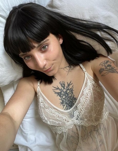 Nagie wyciekłe zdjęcie OnlyFans od Alazeya