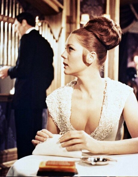 Nagie wyciekłe zdjęcie OnlyFans od Vintage Sexy Celebs