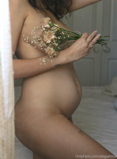 Nagie wyciekłe zdjęcie OnlyFans od Theitalianmom