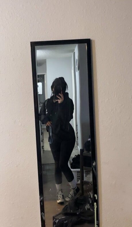 Nagie wyciekłe zdjęcie OnlyFans od Ttt772