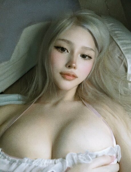 Globoib Hotvirgin