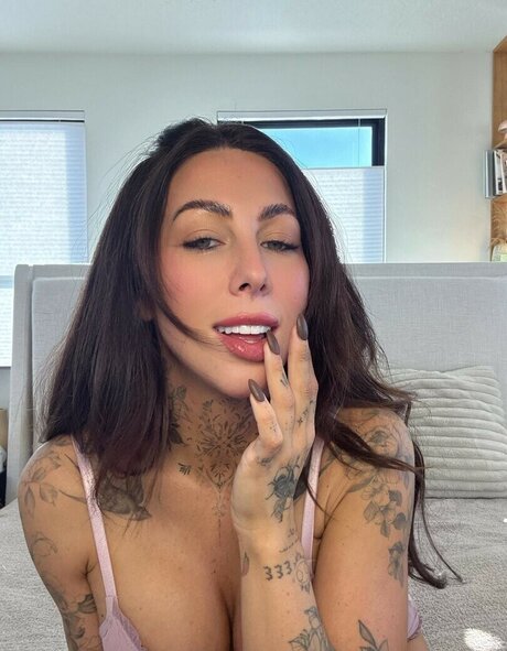 Nagie wyciekłe zdjęcie OnlyFans od Naughtybrunchwife
