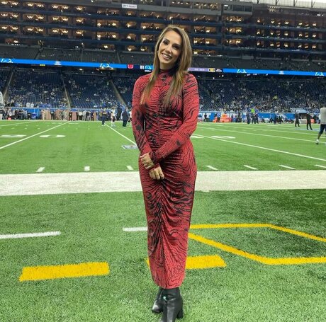 Celebrity Guilty Pleasures & Underrated Women