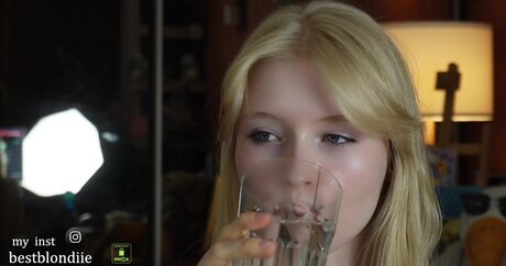 Bestblondiiecb