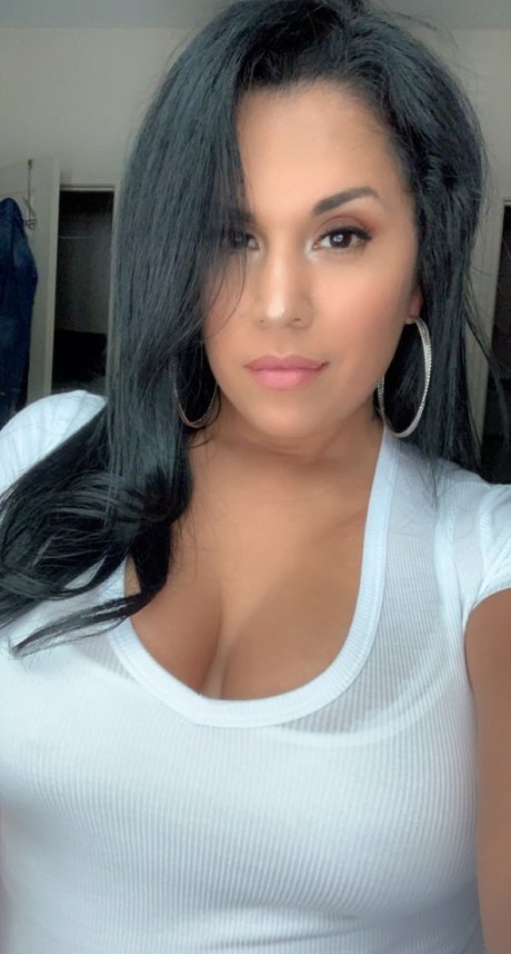 Nagie wyciekłe zdjęcie OnlyFans od Latina