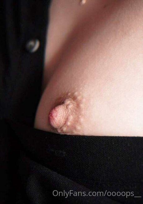 Eva_oopsy