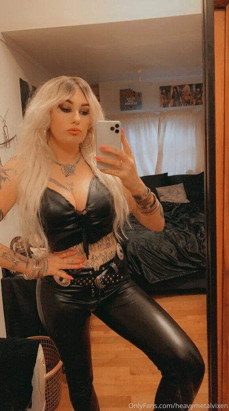 Heavymetalvixen