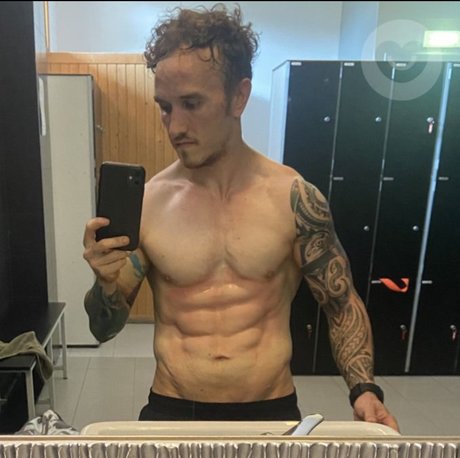 Nagie wyciekłe zdjęcie OnlyFans od Leviatanfree