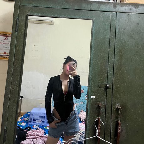 Nagie wyciekłe zdjęcie OnlyFans od Ling Ling