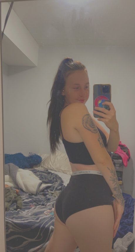 Nagie wyciekłe zdjęcie OnlyFans od Lilly