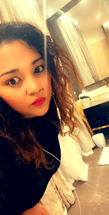 Nagie wyciekłe zdjęcie OnlyFans od Luxurenatacha